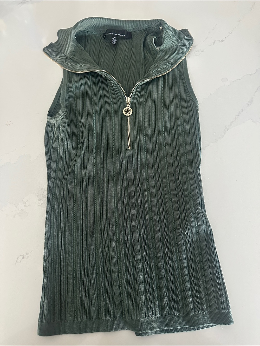 White House Black Market Sleeveless ribbed textured green quarter zip blouse M